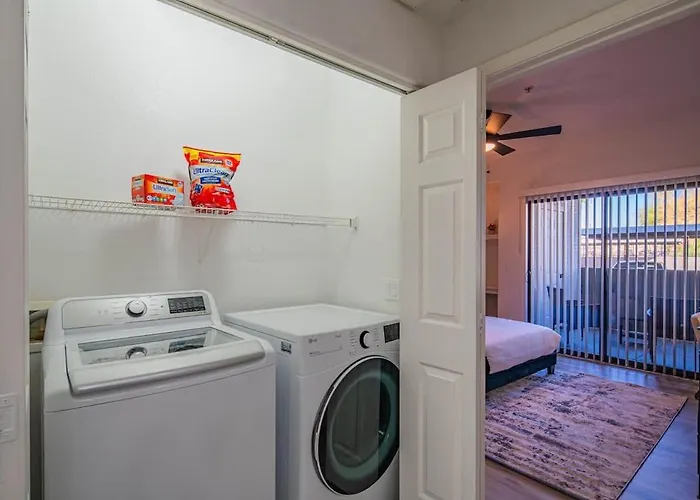 Close To Westgate Stadium With Pool Parking Gym Wd * Glendale